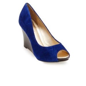 NWOT Lilly Pulitzer blue suede peep toe wedges